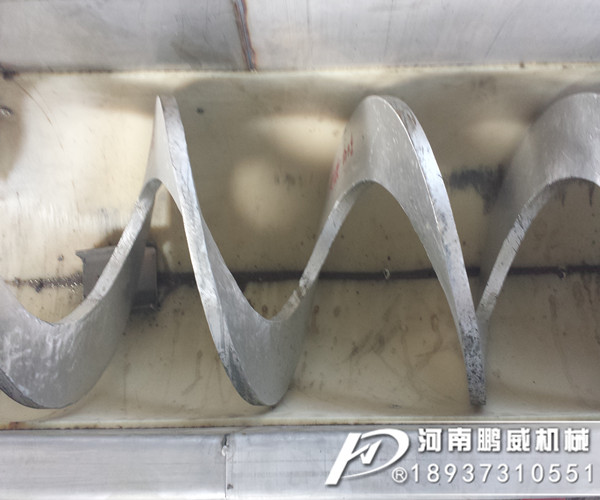 混泥土輸送螺旋輸送機(jī)用有軸好還是使用無軸的？