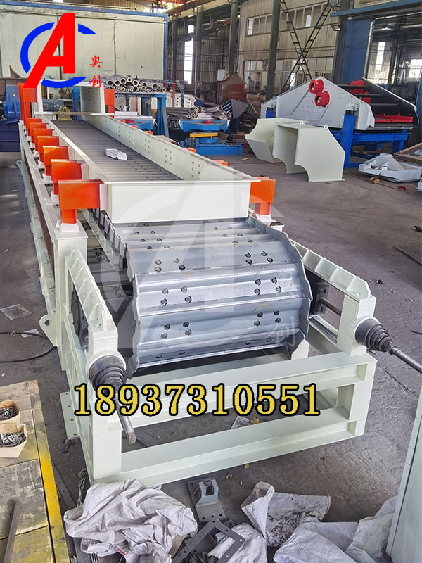 礦用重型鱗板輸送機-輸送設備-鱗板輸送機